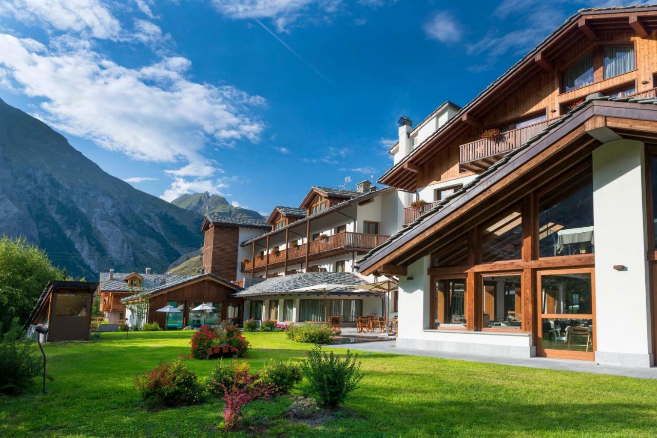 لا تْويلي Montana Lodge & Spa, By R Collection Hotels المظهر الخارجي الصورة